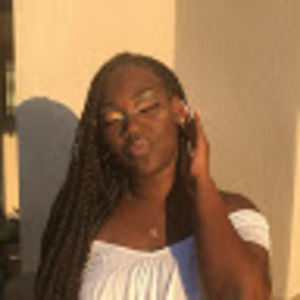 Meet your Posher, Abigail